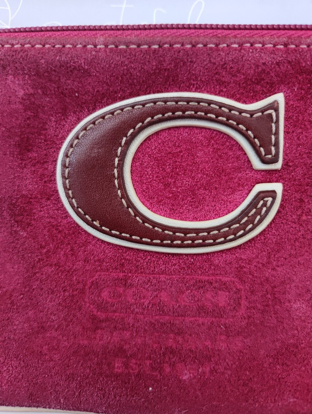 Coach Vintage Pink Suede Wristlet Y2K Varsity C Logo Bag Berry Leatherware 1941 - Picture 3 of 7